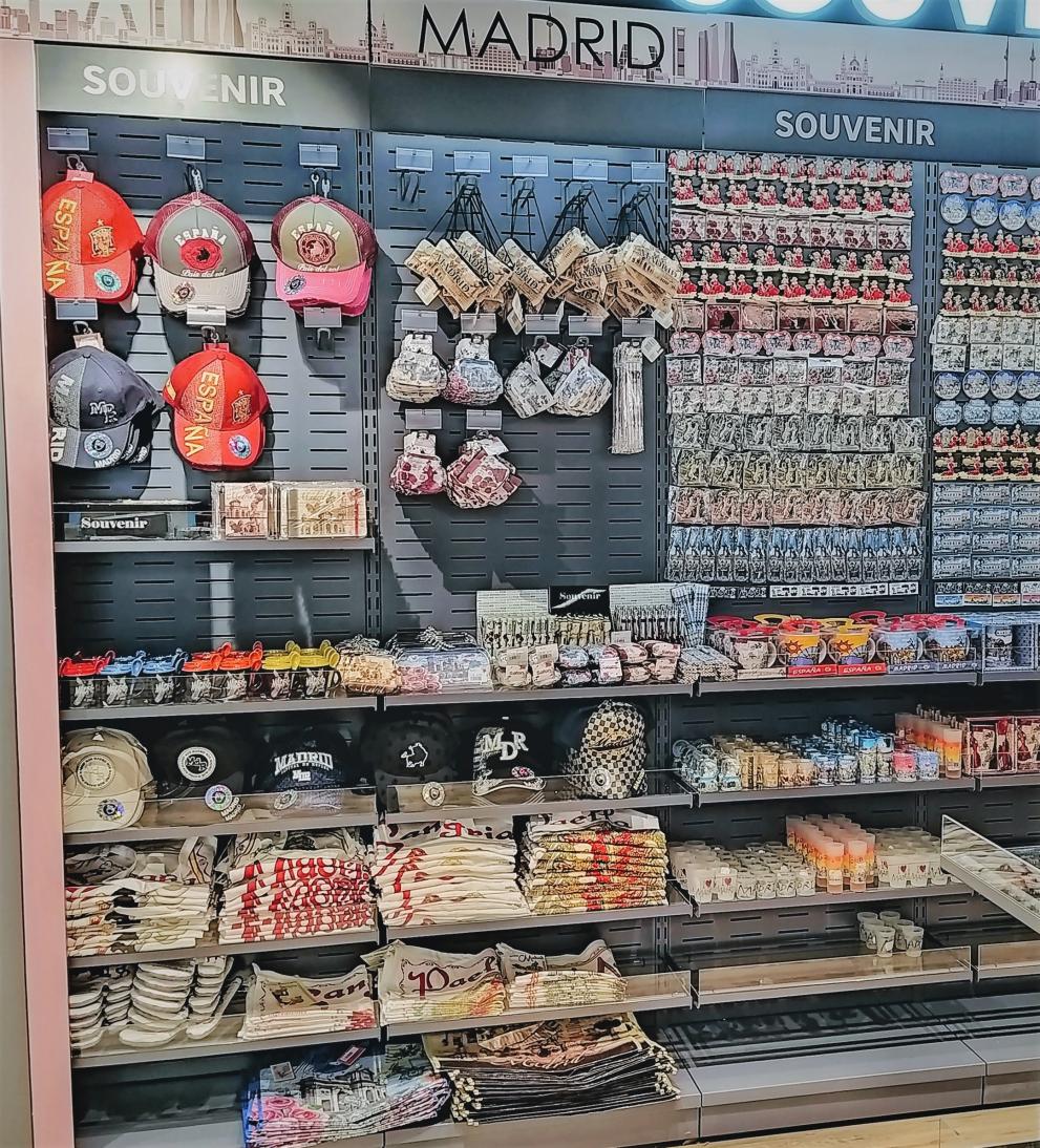 SOUVENIR